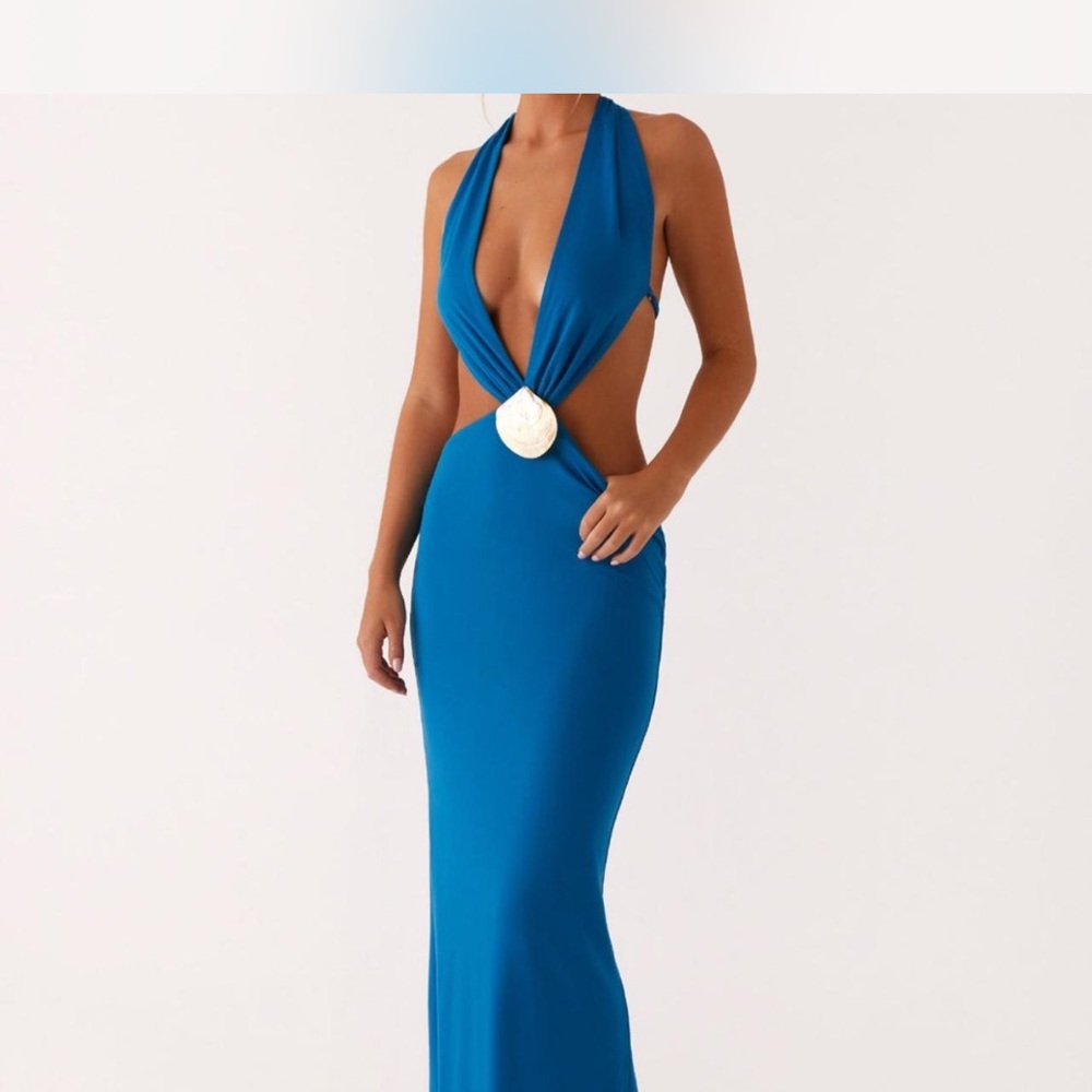 Elegant Blue Halter Dress